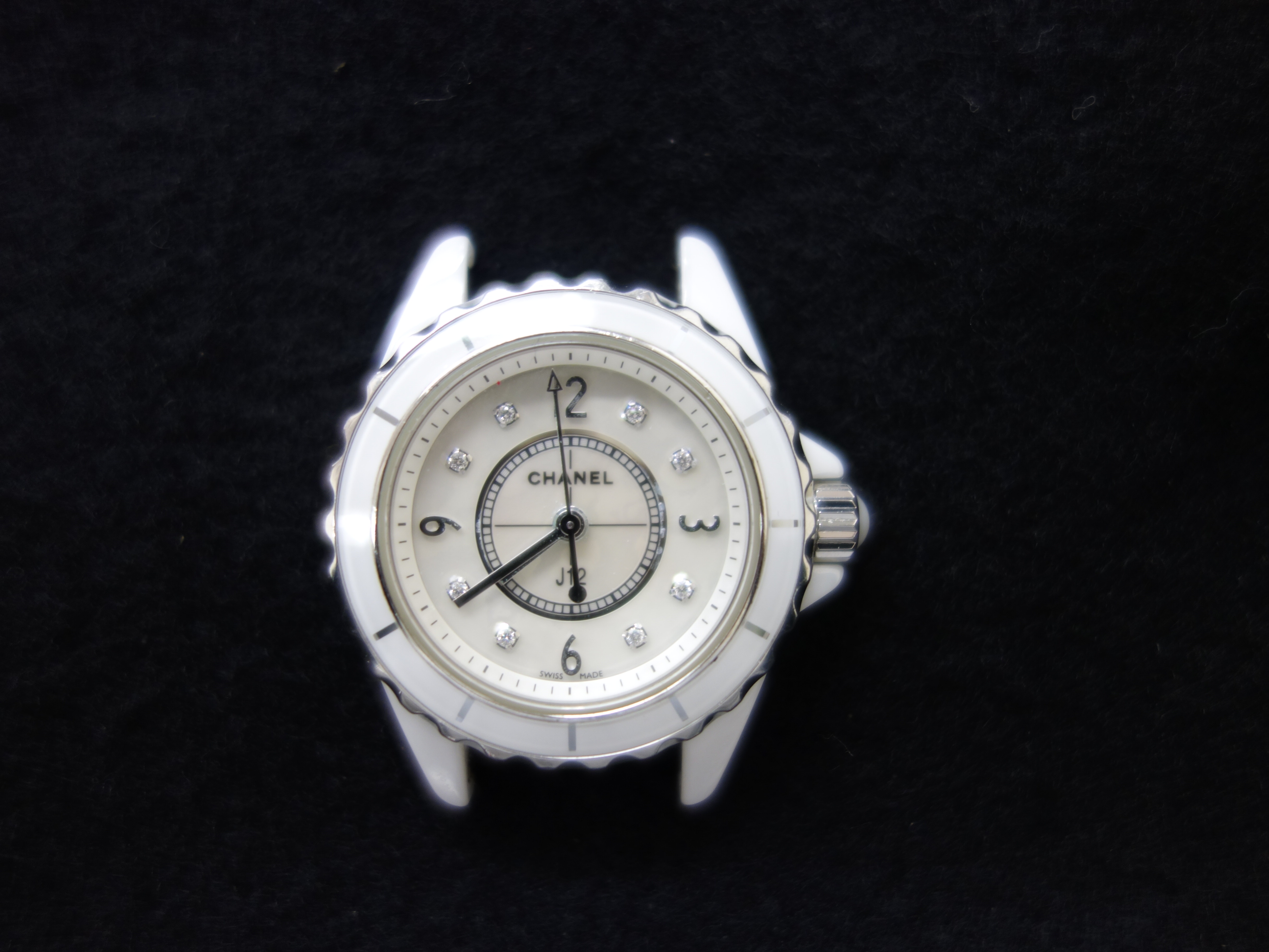シャネル J12